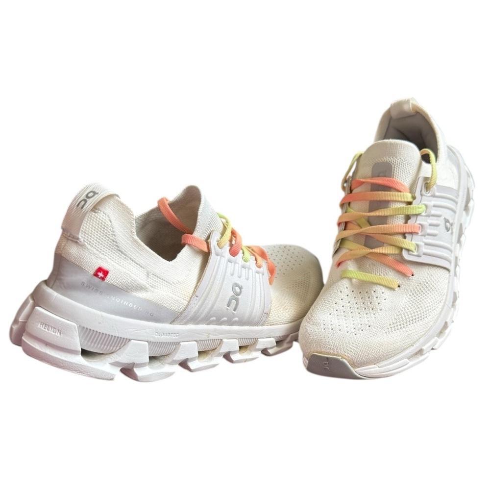 On Running Off White Sneakers with Colorful Laces - Picture 7 of 10